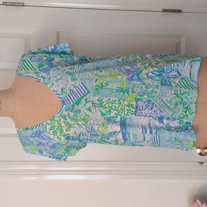 Lilly Pulitzer Etta V-neck T-shirt Sz. XL